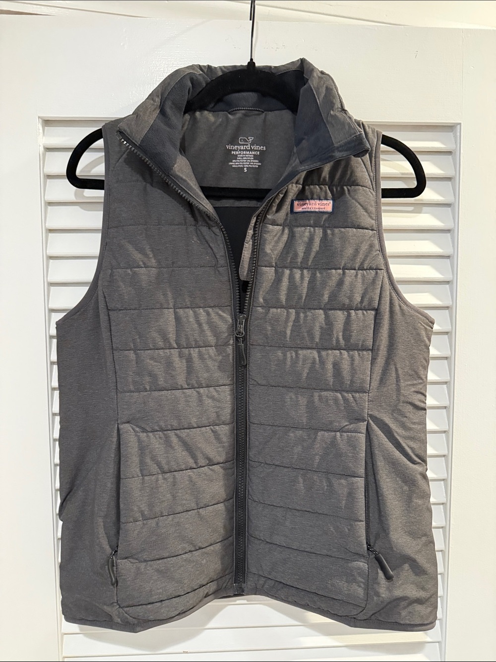 Vineyard Vines Gray Quilted Sleeveless Puffer Vest